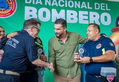 Gobierno del Bien mejora condiciones laborales de Protección Civil y Bomberos