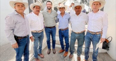 Munguía respalda a Antonio Arreola como nuevo presidente de la Asociación Ganadera Local